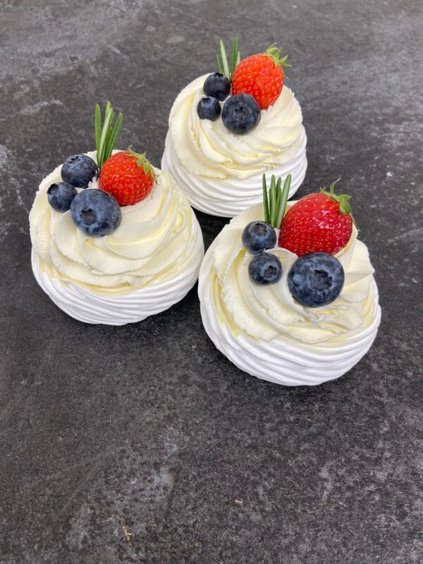 Pavlova - Image 3